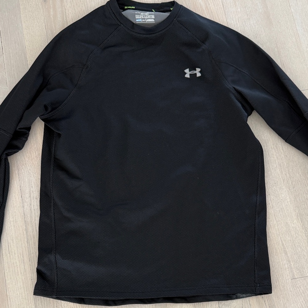 Under Armour Black Performance Long Sleeve